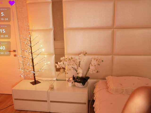 Rerince live cam on BongaCams