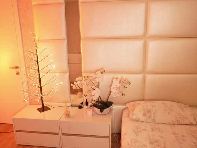 Rerince live cam on BongaCams