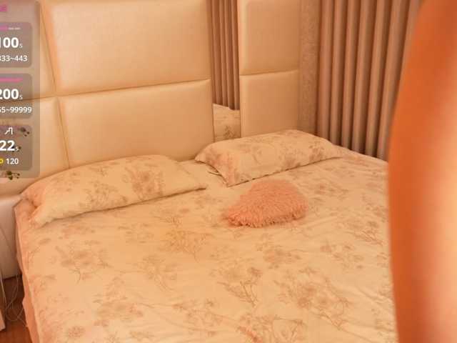 Rerince live cam on BongaCams