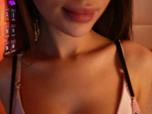 Rerince live cam on BongaCams