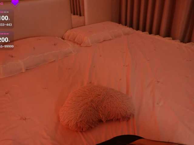 Rerince live cam on BongaCams