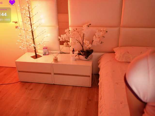 Rerince live cam on BongaCams