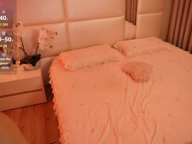 Rerince live cam on BongaCams