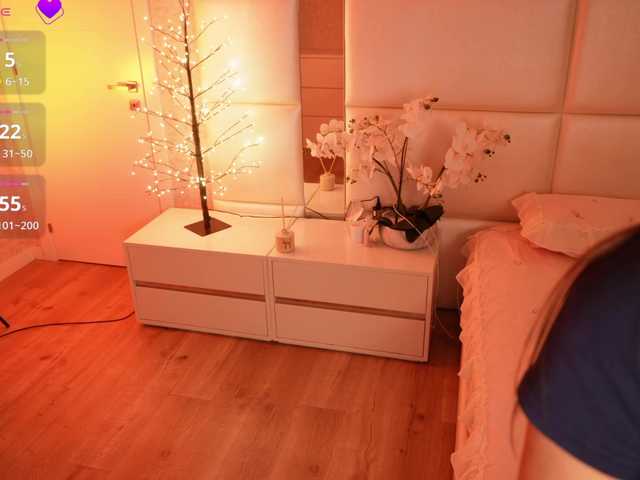 Rerince live cam on BongaCams