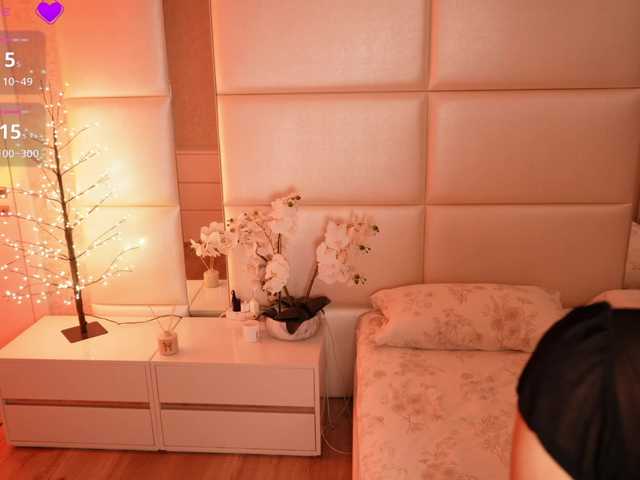 Rerince live cam on BongaCams