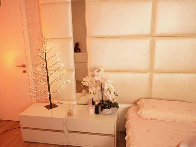 Rerince live cam on BongaCams