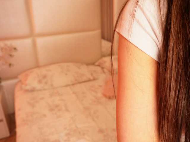 Rerince live cam on BongaCams