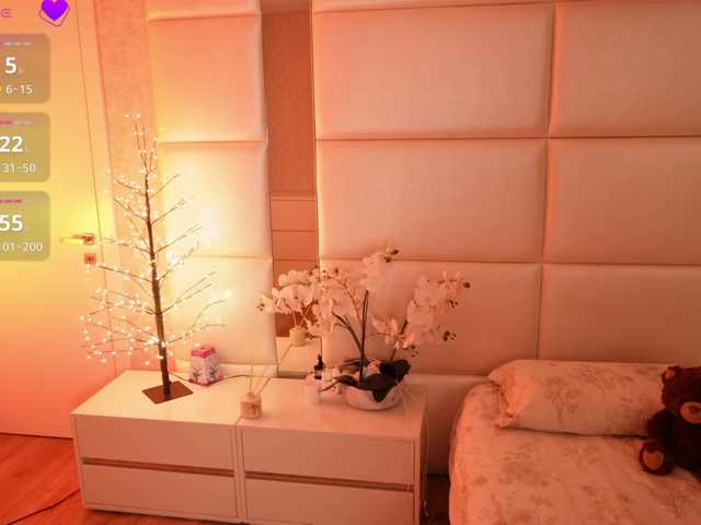 Rerince live cam on BongaCams