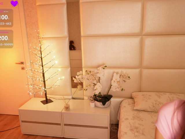 Rerince live cam on BongaCams