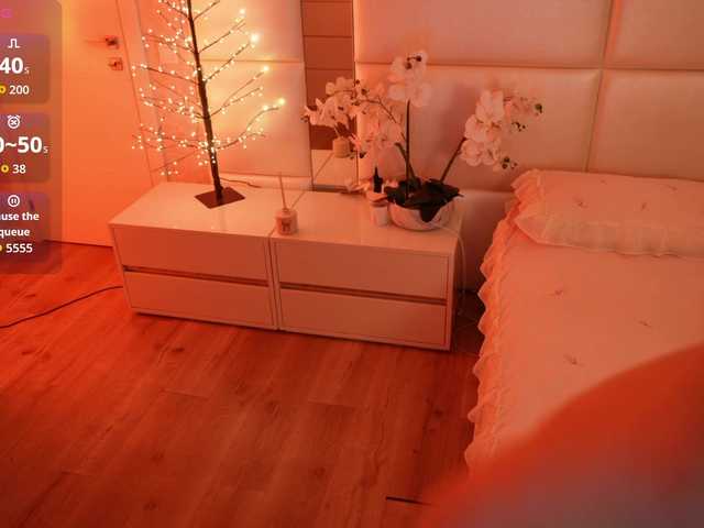 Rerince live cam on BongaCams