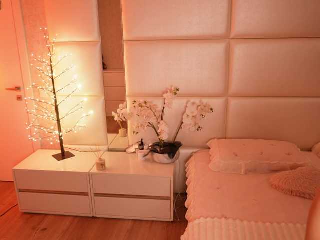 Rerince live cam on BongaCams