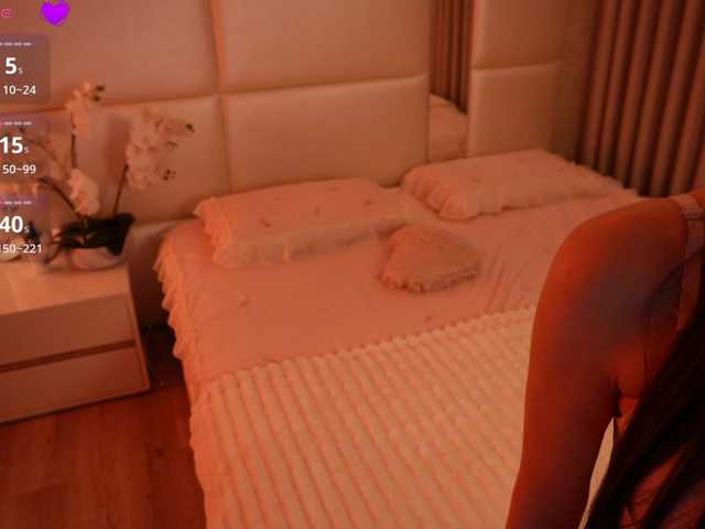Rerince live cam on BongaCams