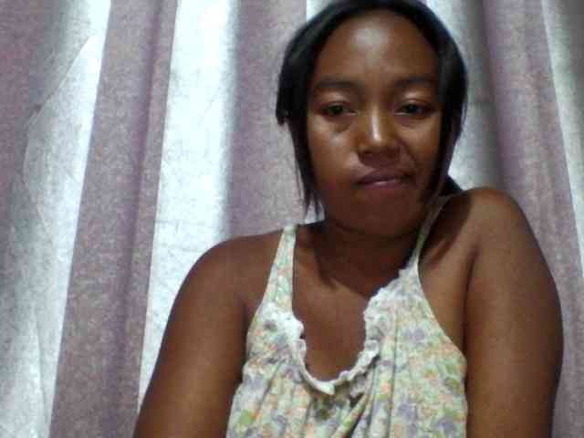 Sexyvaliha webcam