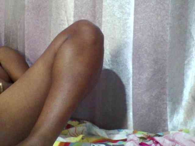 Sexyvaliha webcam
