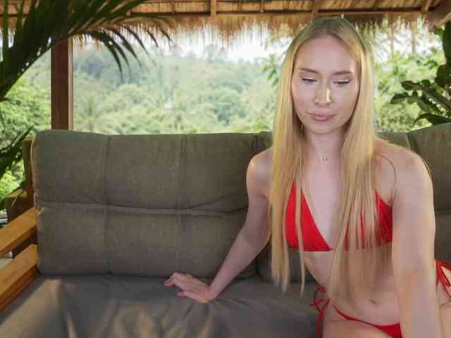Amyleeplayss webcam