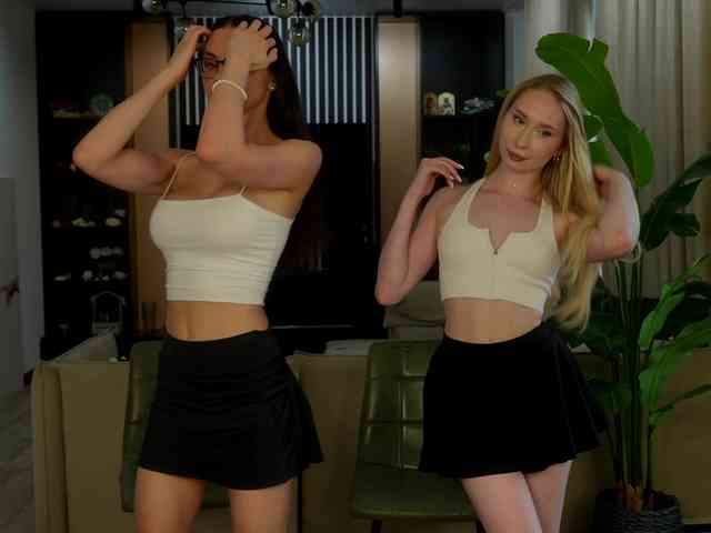 Amyleeplayss webcam