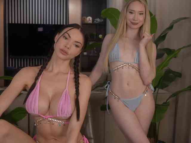 Amyleeplayss webcam