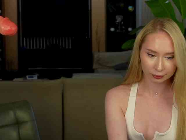 Amyleeplayss webcam