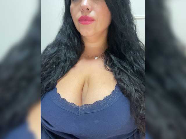RadaRay55 live cam on BongaCams