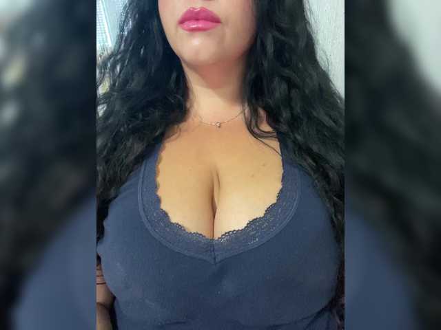 RadaRay55 live cam on BongaCams