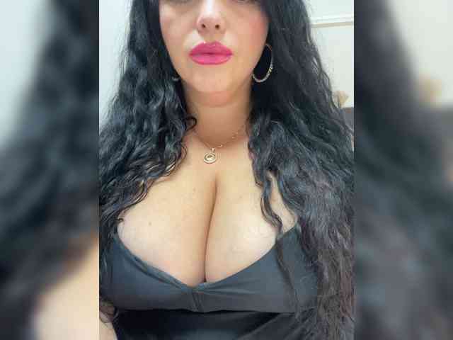 Tvoyaboginya webcam