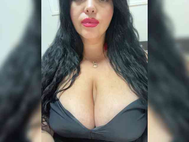 Tvoyaboginya webcam