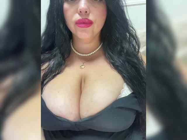 Tvoyaboginya webcam