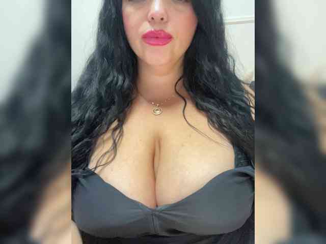 Tvoyaboginya webcam