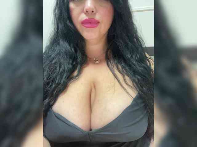Tvoyaboginya webcam