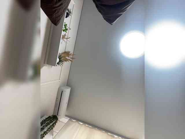 Tvoyaboginya webcam