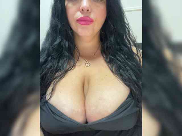 Tvoyaboginya webcam
