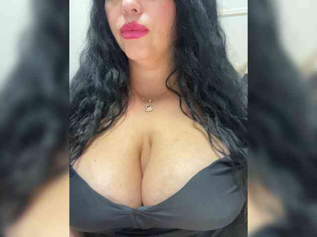Tvoyaboginya webcam