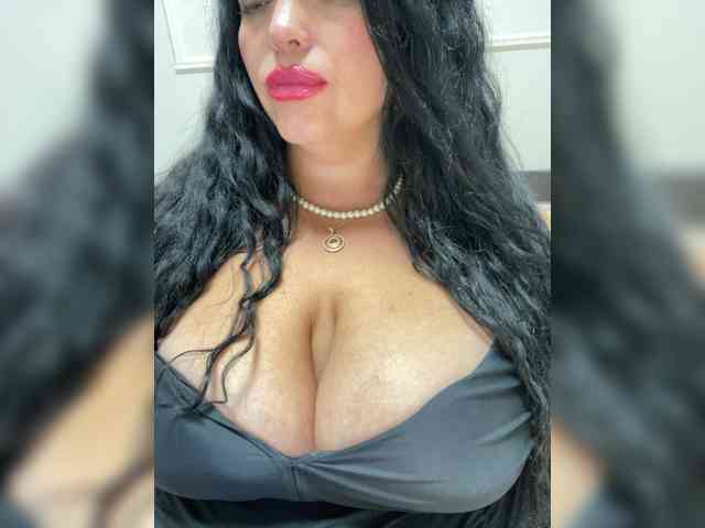 Tvoyaboginya webcam