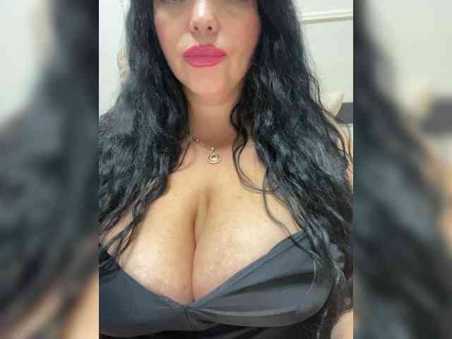 Tvoyaboginya webcam