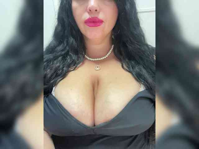 Tvoyaboginya webcam