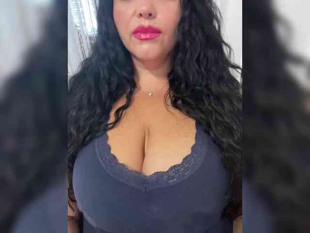 Tvoyaboginya webcam