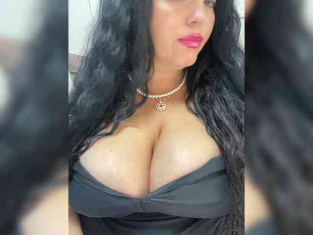 Tvoyaboginya webcam