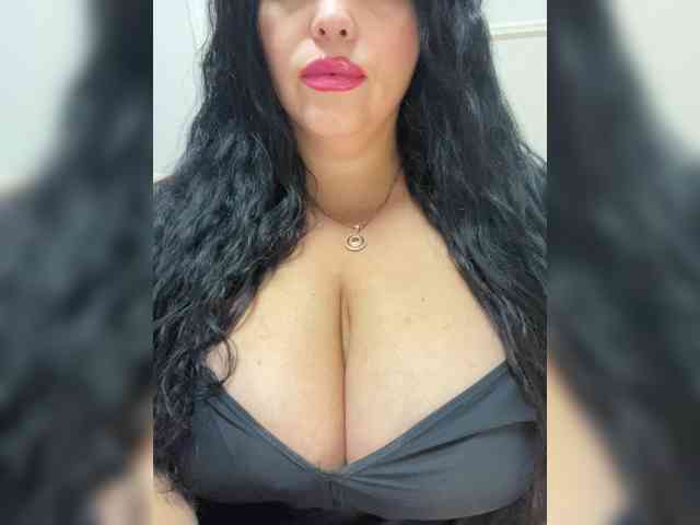 Tvoyaboginya webcam