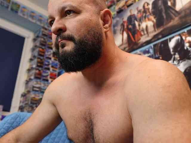 MuscularBear MuscularBear