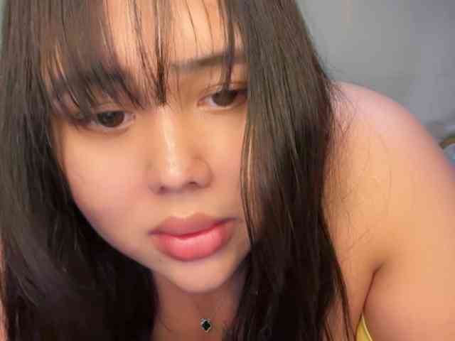 hollyCum webcam