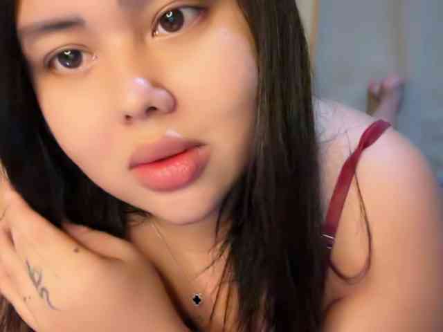 hollyCum webcam