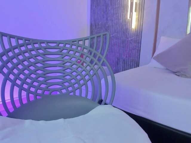 gipsela-gomez live cam on BongaCams