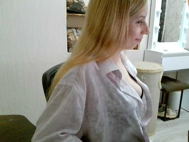 xMilagrosxs live cam on BongaCams