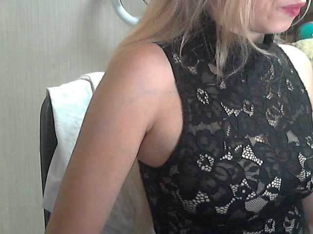 xMilagrosxs live cam on BongaCams