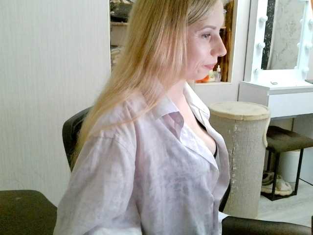 xMilagrosxs live cam on BongaCams