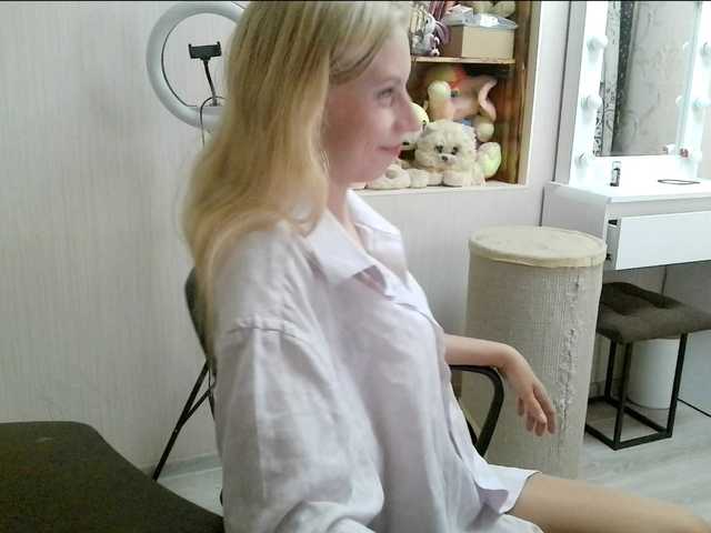 xMilagrosxs live cam on BongaCams