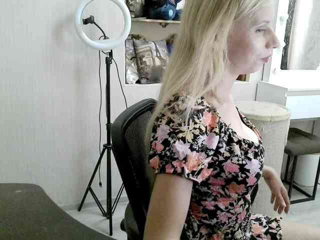 xMilagrosxs webcam