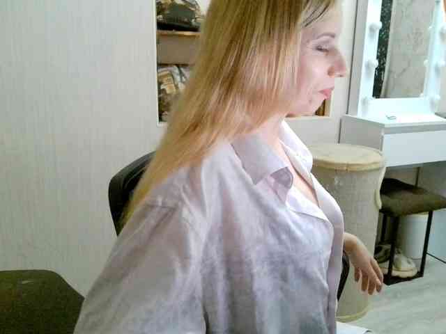xMilagrosxs webcam