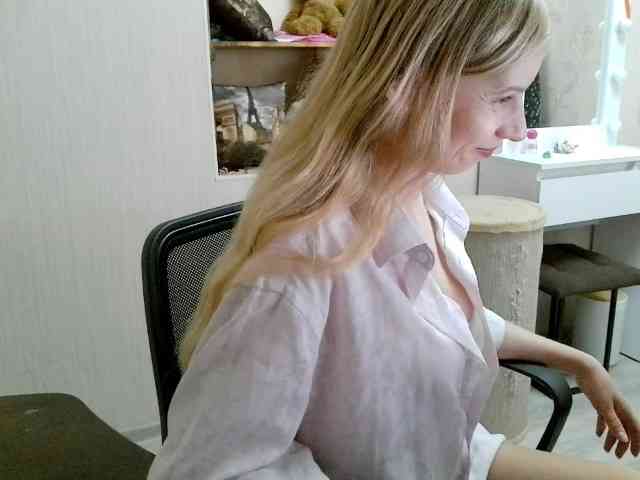 xMilagrosxs webcam