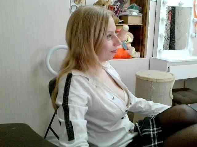 xMilagrosxs webcam